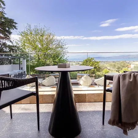 Acro Upscale Residences Corinth Exterior photo