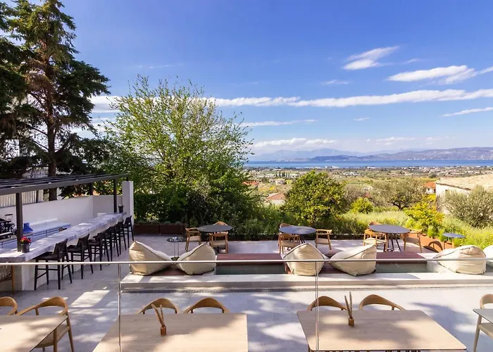 Acro Upscale Residences