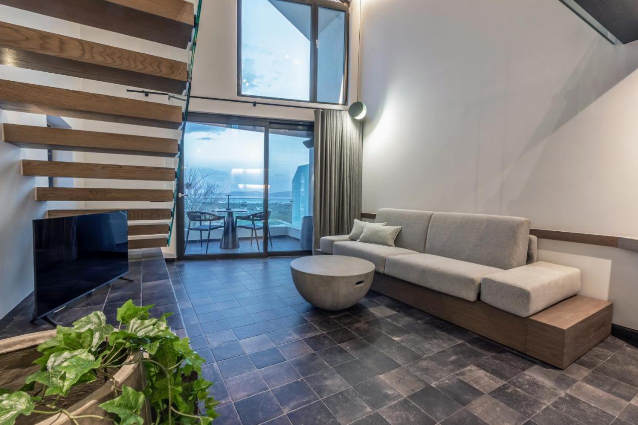 Acro Upscale Residences Corinth