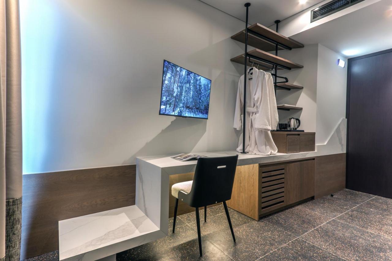 Acro Upscale Residences Apartment *