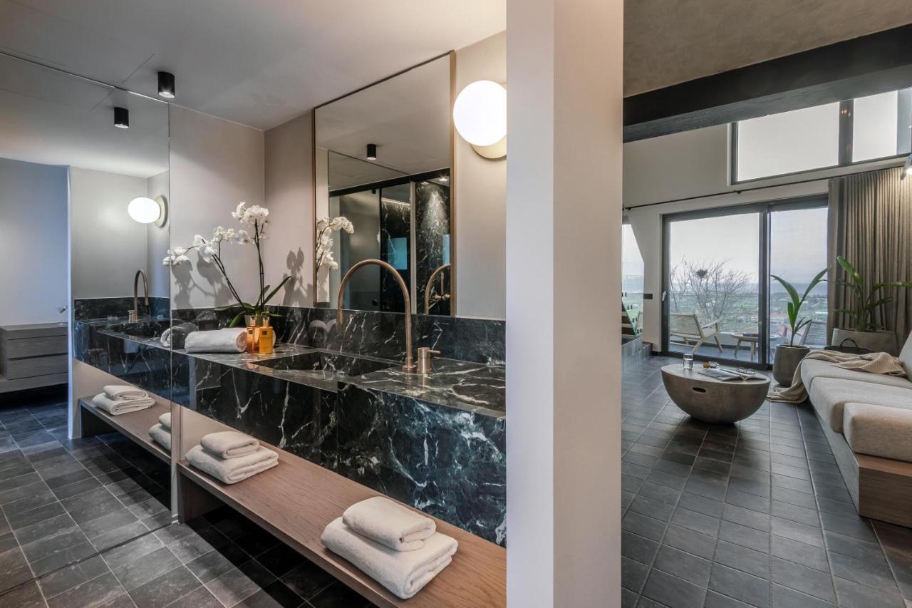 Acro Upscale Residences Corinth