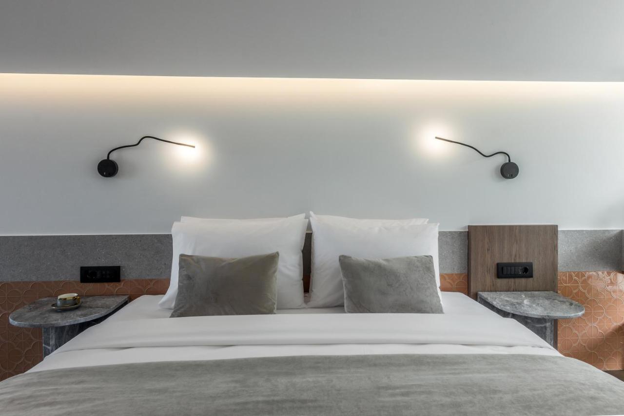 Acro Upscale Residences