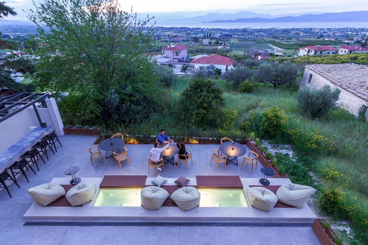 Acro Upscale Residences * Corinto