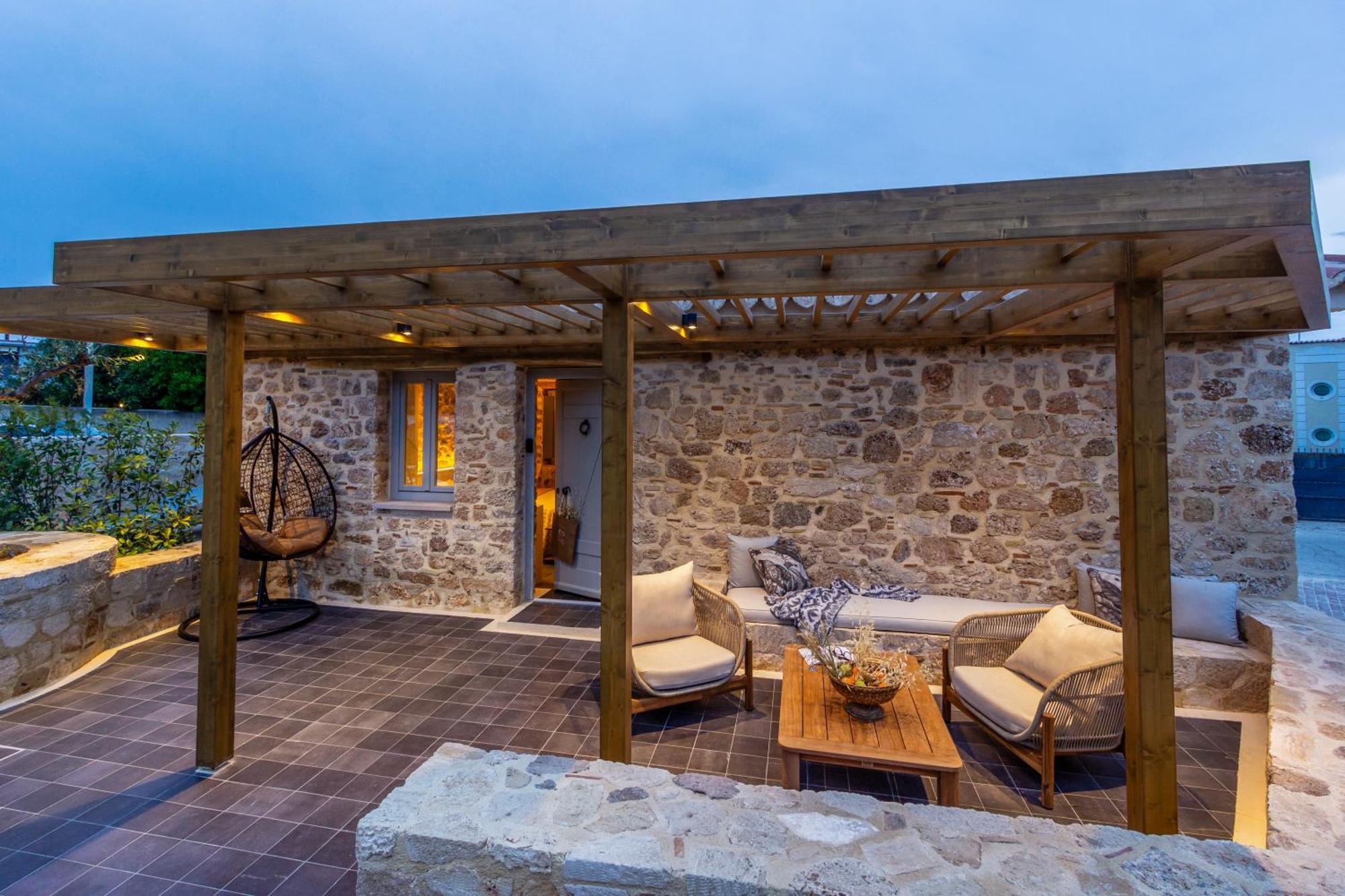 Acro Upscale Residences * Corinth