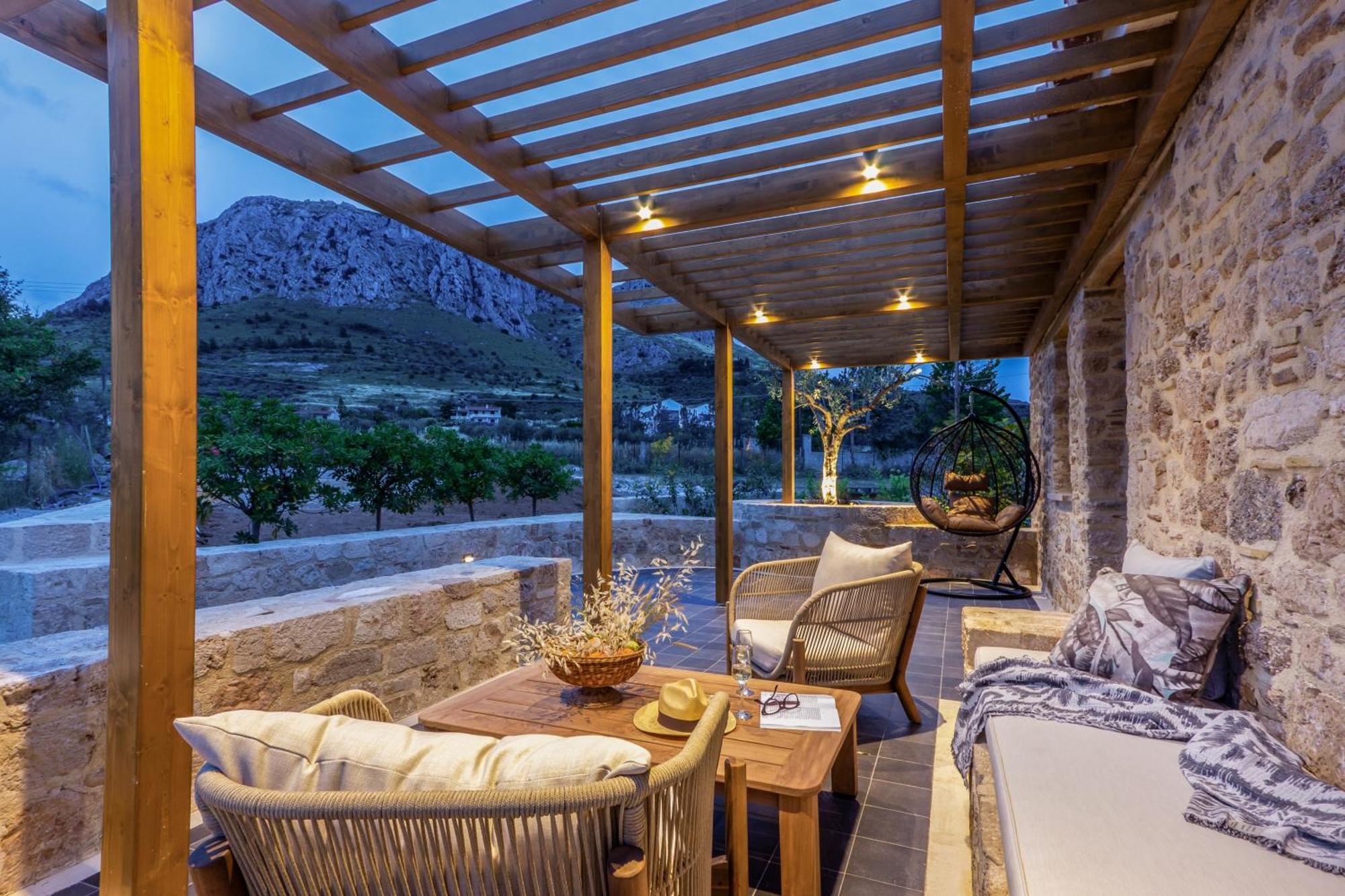 Acro Upscale Residences Corinth