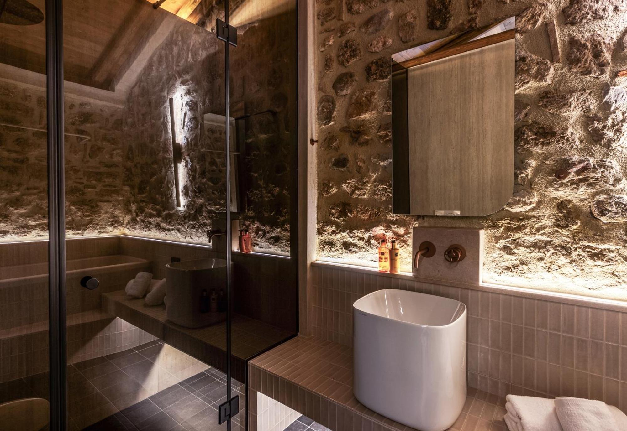 Acro Upscale Residences Appartement